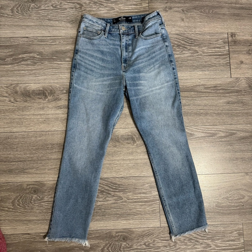 Hollister Women Blue Ultra High Rise Ankle Cropped Jeans with Vintage Wash Sz 28
